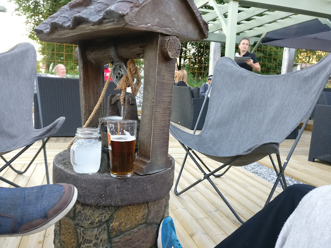 Comments and reviews of Pub FAF