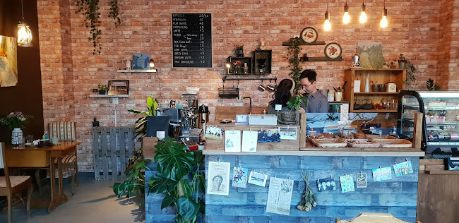 Comments and reviews of Yesterday Cafe