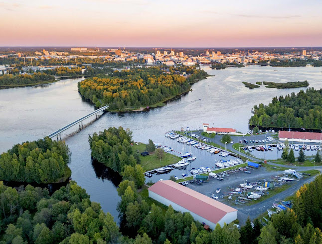 Puomitie 12, 90500 Oulu