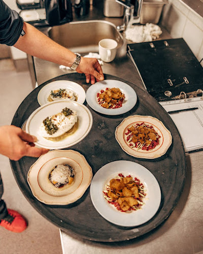 Albina Ravintola & Viinibaari - Helsinki