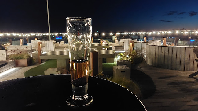 Walo Rooftop Bar - Turku