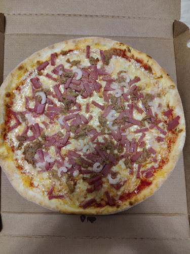 Ristorante & Pizzeria La Strada - Ravintola-ala