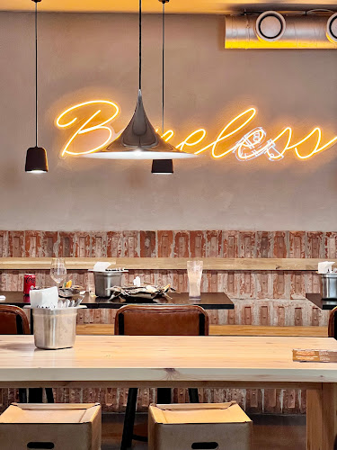 Opinii despre Boneless Ullanlinna în Helsinki - Ravintola-ala