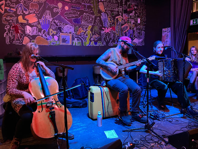 Comentarii opinii despre Bar Ö