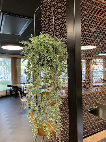 Ravintola Tekuila Phone number