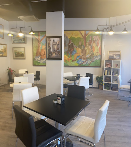 Central cafe - Ravintola-ala