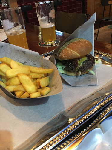 Comentarii opinii despre Helsinki Beer Factory