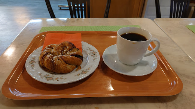 Domino & Macaron - Salo