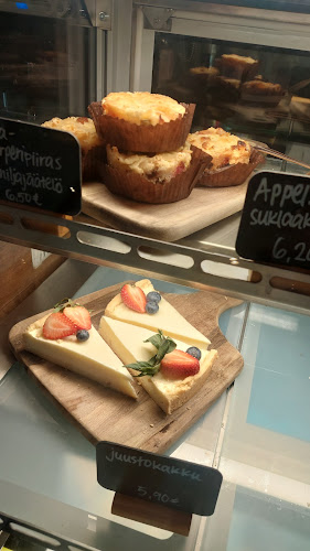 Comentarii opinii despre Cyou CafeBar