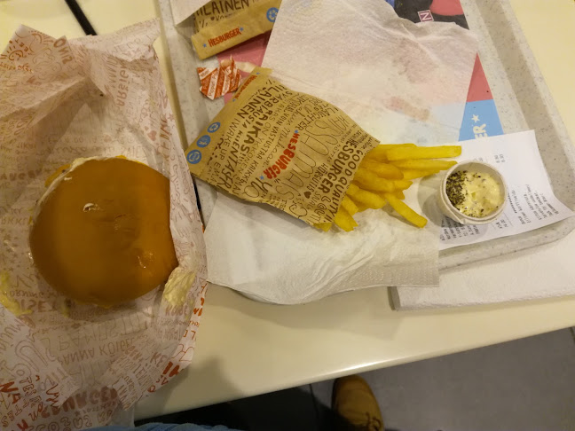 Hesburger Vaasa GW Galleria - Ravintola-ala