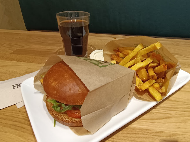 Comentarii opinii despre Friends & Brgrs Iso Omena