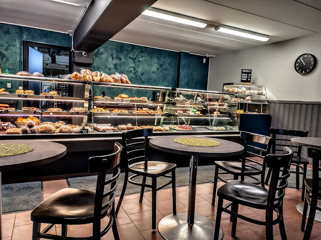 Askondi Oy Leipomo-Konditoria - Vehmaa