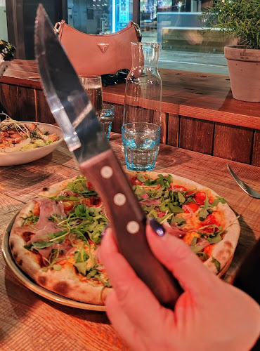 Fredde's - Ravintola-ala