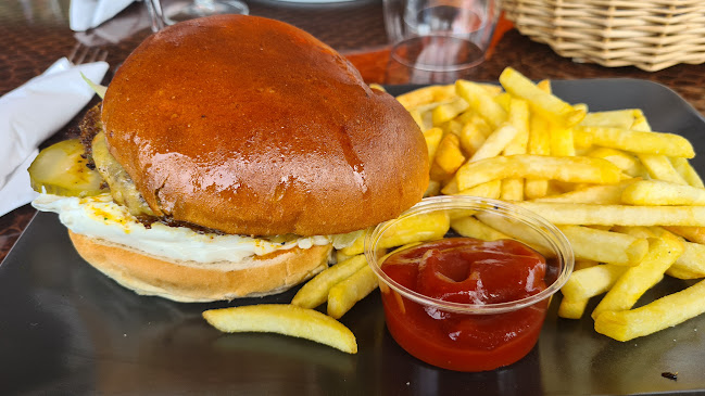 Rantaterassi Baarpuuri - Ravintola-ala