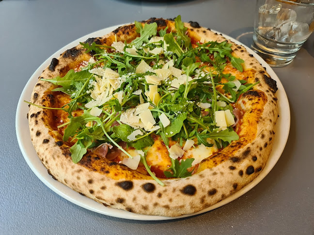 Naples Pizza & Wine Kamppi - Helsinki