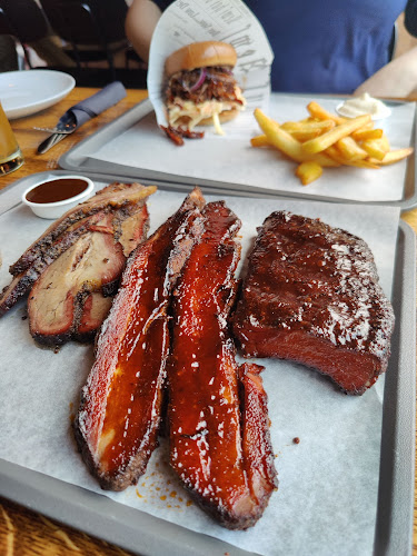 Helsinki Beer Factory - Ravintola-ala