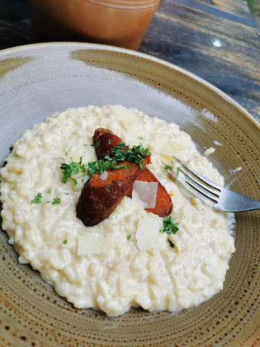 Kirkkokatu 4, 06100 Porvoo