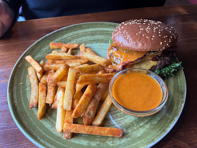 Pancho Villa Kauppiaskatu - Ravintola-ala