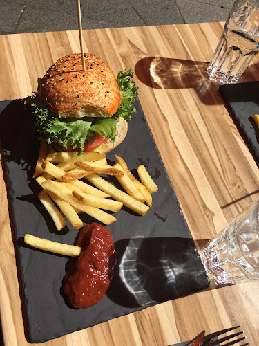 Opinii despre Stone's în Helsinki - Ravintola-ala