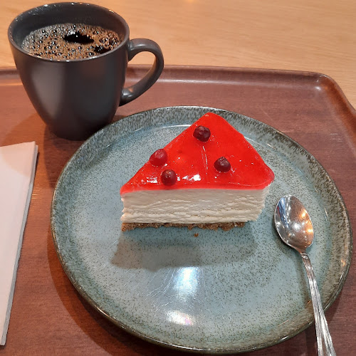 Asematie 4-10, 01300 Vantaa