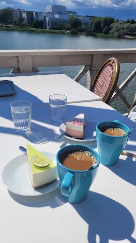 Linnunlauluntie 11 A, 00530 Helsinki