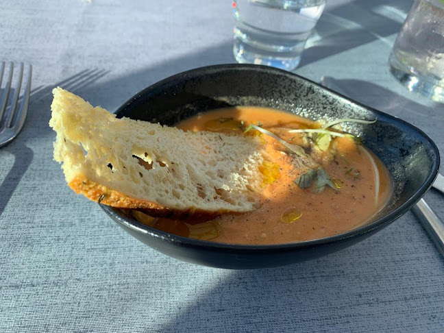 Restaurant Lucy in the Sky