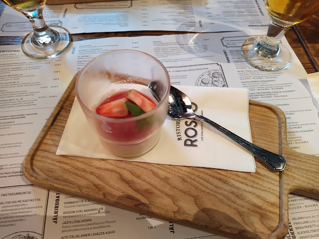 https://www.raflaamo.fi/fi/ravintola/oulu/rosso-oulu