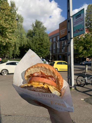 Opinii despre Tammelantorin Burger în Tampere - Ravintola-ala
