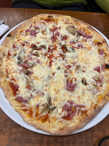 Day to Day Pizza & Kebab - Ravintola-ala