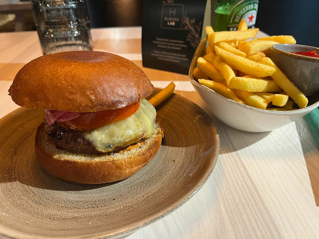 H Burger Lab - Ravintola-ala
