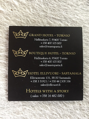 Mustaparran Päämaja - Ravintola-ala