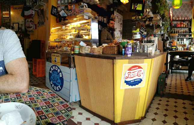 Comentarii opinii despre Bear Park Cafe