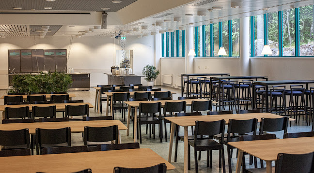 Knitter Lounas & Catering