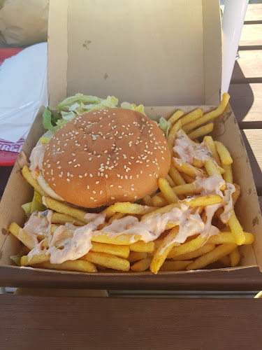 Sky Burger Oy - Ravintola-ala