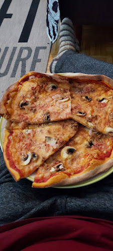 Comentarii opinii despre Noutopizzeria Petonen