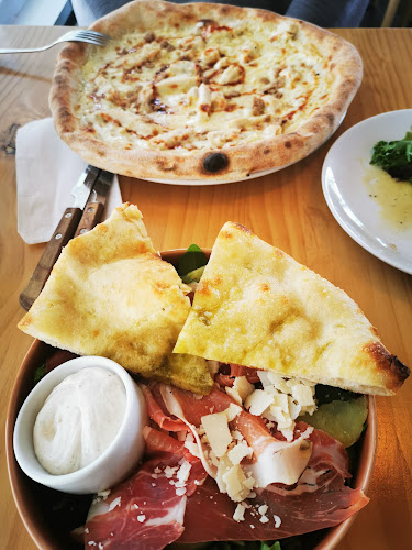 UUNI-pizzeria, Kaarina - Ravintola-ala