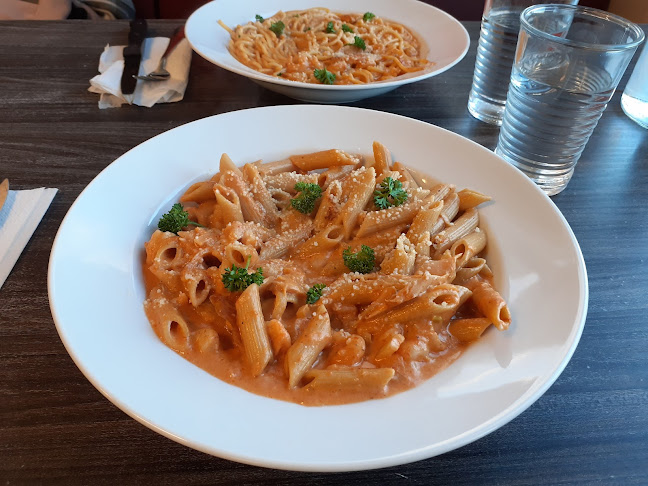 La Mamma Kebab Pizzeria - Ravintola-ala