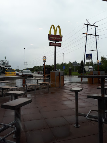 Opinii despre McDonald's Kokkola Höyläämönkatu în Kokkola - Ravintola-ala