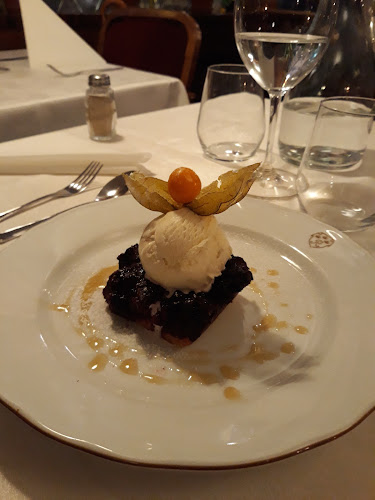 Ravintola Kolme Kruunua - Ravintola-ala