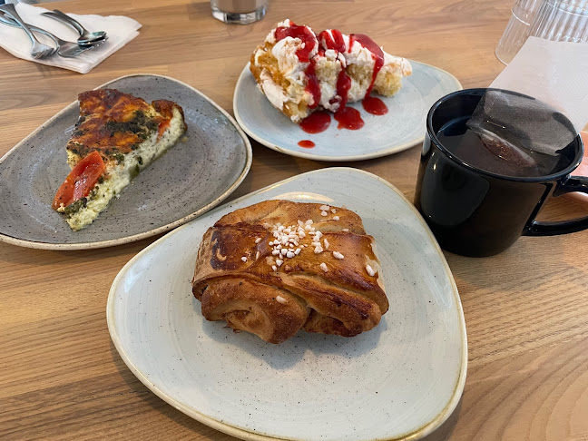 Opinii despre Cafe Cardemumma în Helsinki - Ravintola-ala