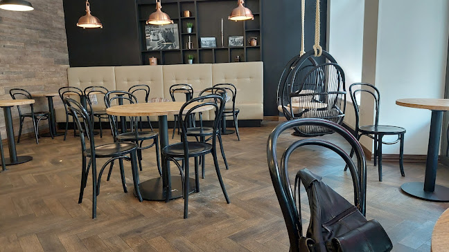 Cafe Bar Naapantuura - Kouvola