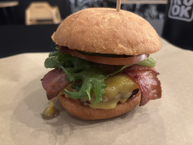 Opinii despre RUOK Burger Ruka în Kuusamo - Ravintola-ala