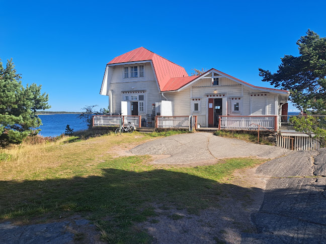 Pieni Mäntysaari Neljäntuulenkuja, 10900 Hanko