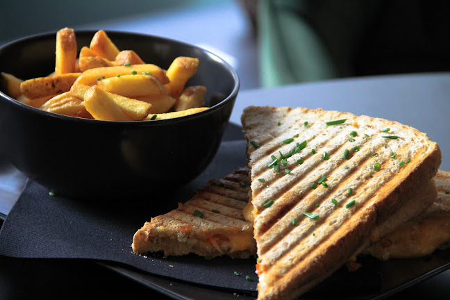 Comentarii opinii despre Paloma Kitchen & Bar