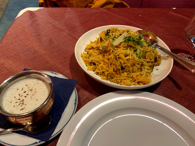 Ravintola Curry Palace - Ravintola-ala