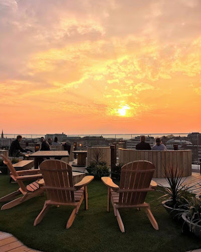 Walo Rooftop Bar - Turku