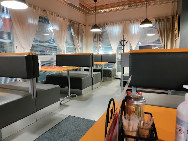 Comentarii opinii despre Lumijoki Ravintola Merita Pizza & Kebab