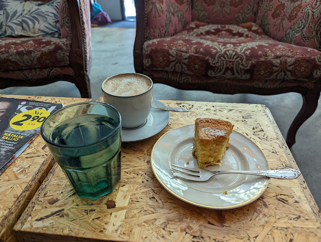 Ihana Kahvila Baari - Ravintola-ala