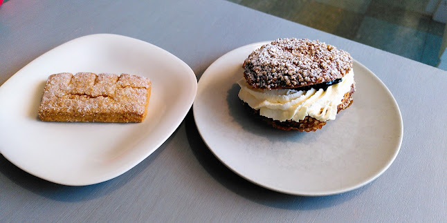 Opinii despre Kahvila-konditoria Nina Mimosa în Kuusamo - Ravintola-ala