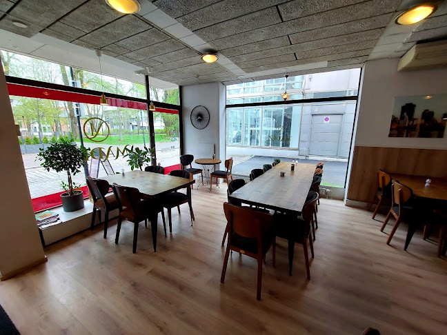 Madez Lounge - Ravintola-ala